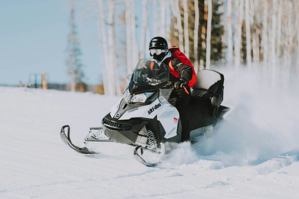 snowmobile Lapland