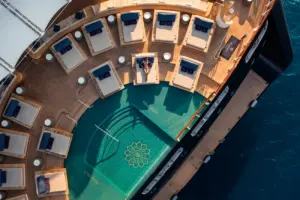 Explora III Pool